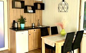 Resort Eden - Domki, Pokoje, Apartamenty