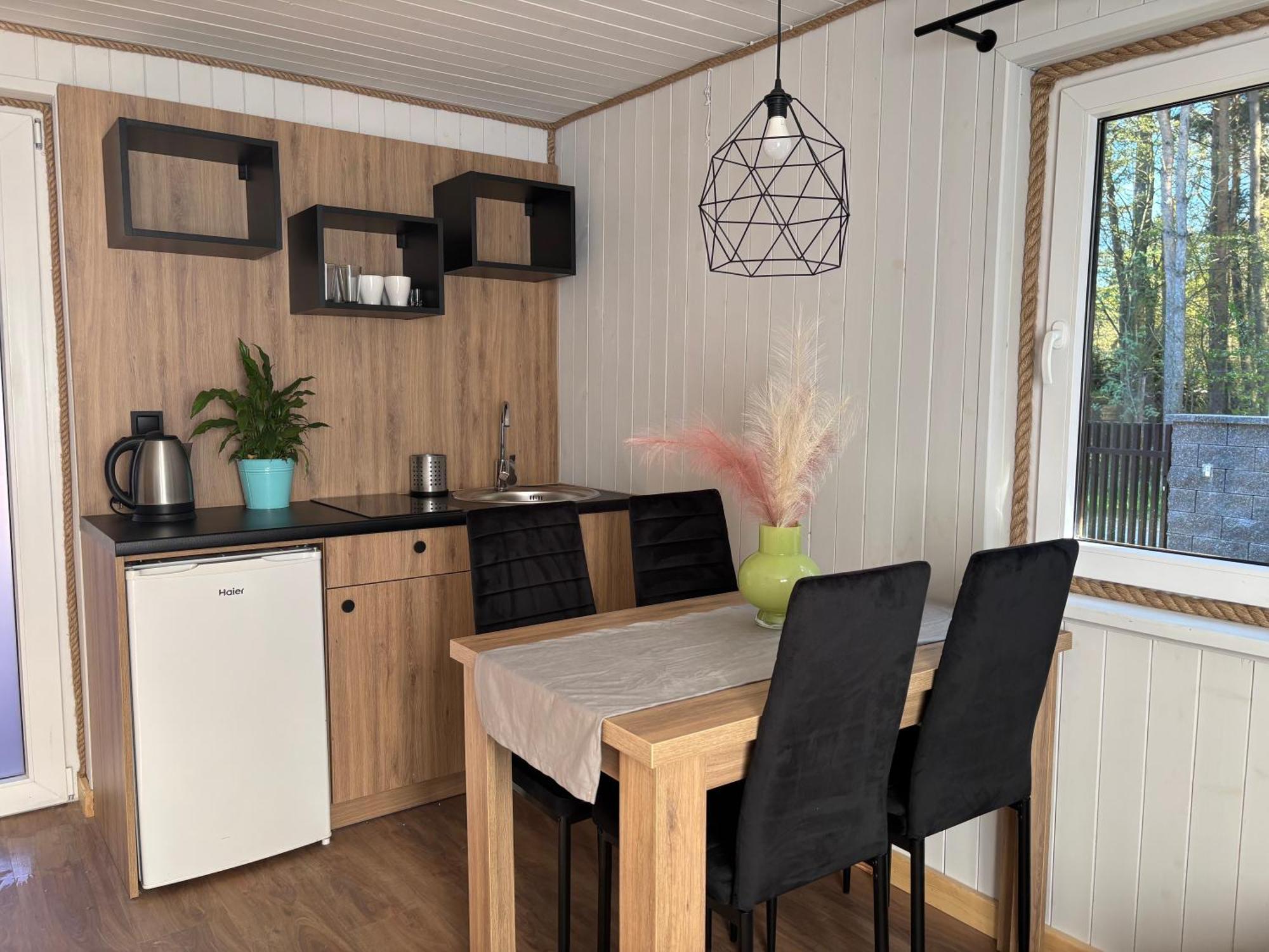 Resort Eden - Domki, Pokoje, Apartamenty Jastrzębia Góra Zewnętrze zdjęcie